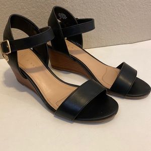 Black heeled sandals